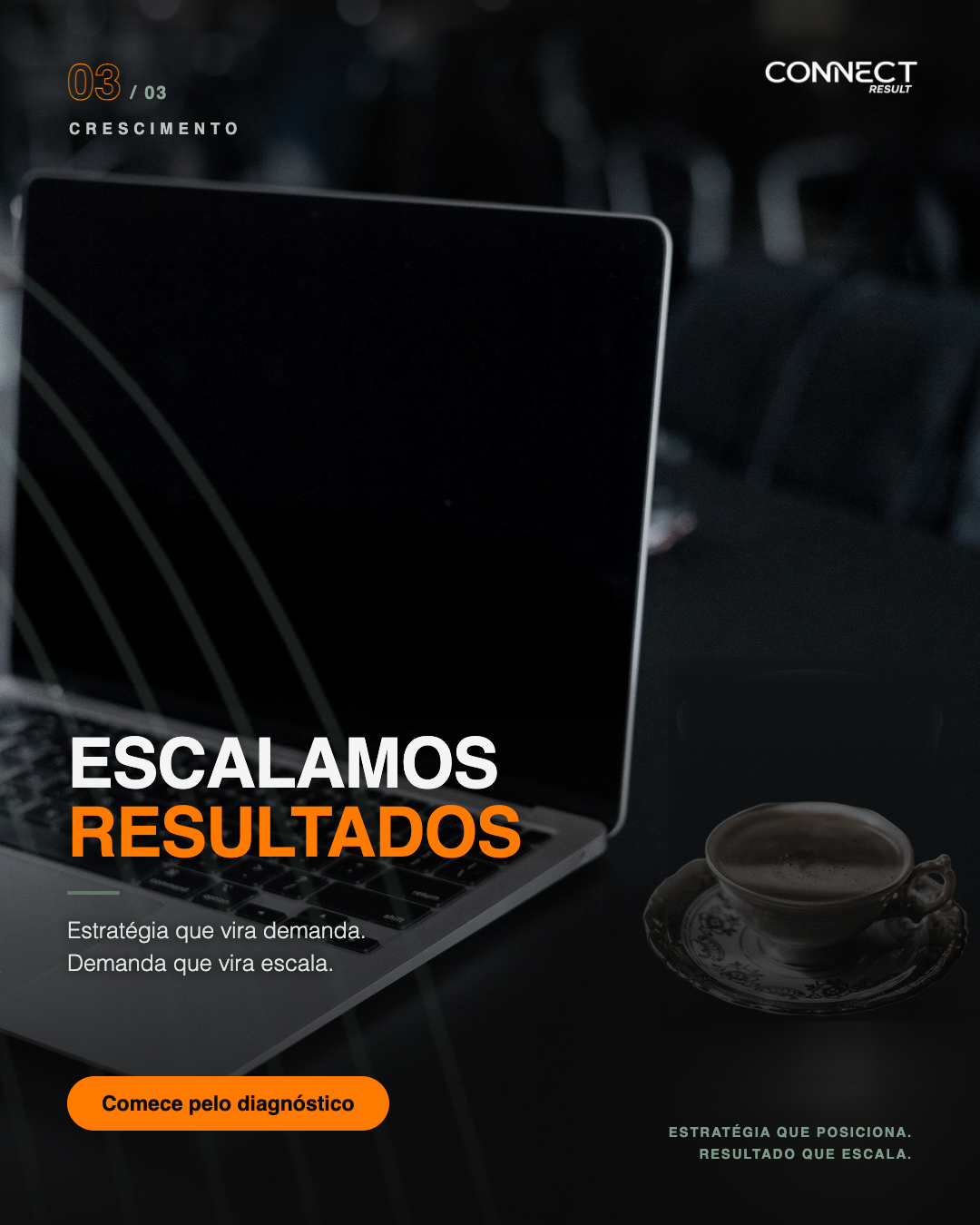Card institucional com notebook